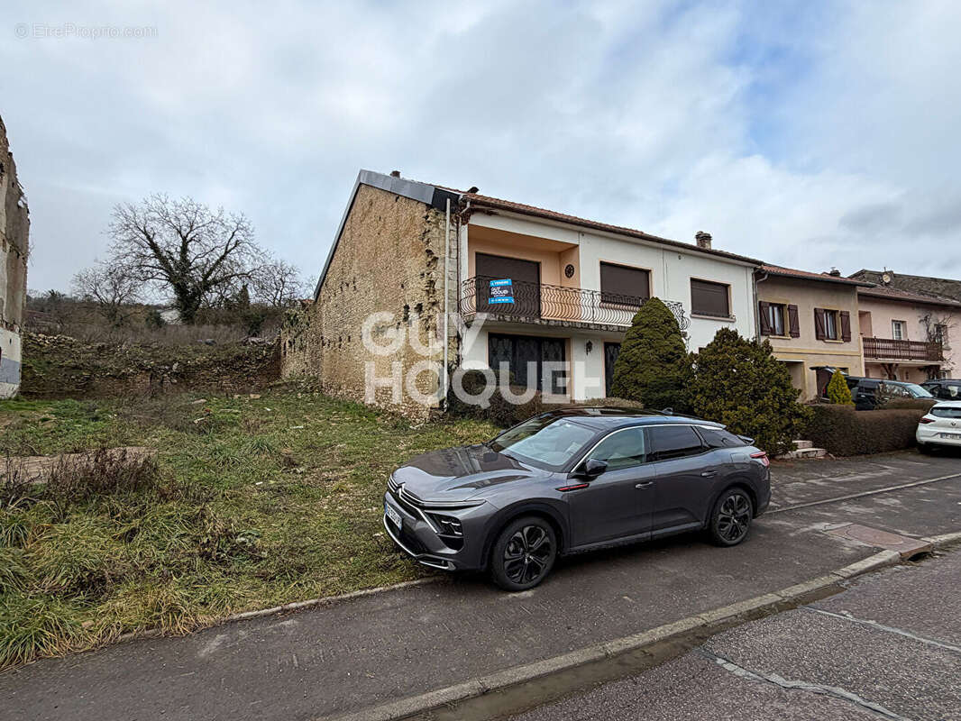 Maison à HAUTE-VIGNEULLES