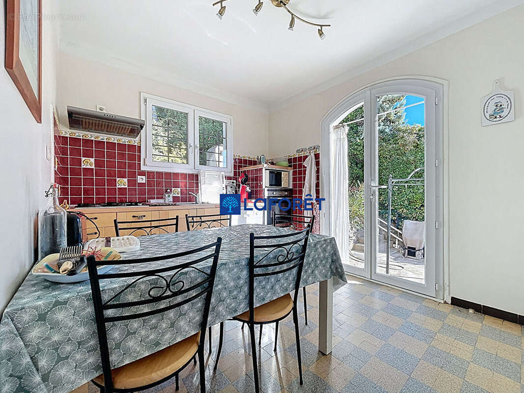 Maison à CARQUEIRANNE