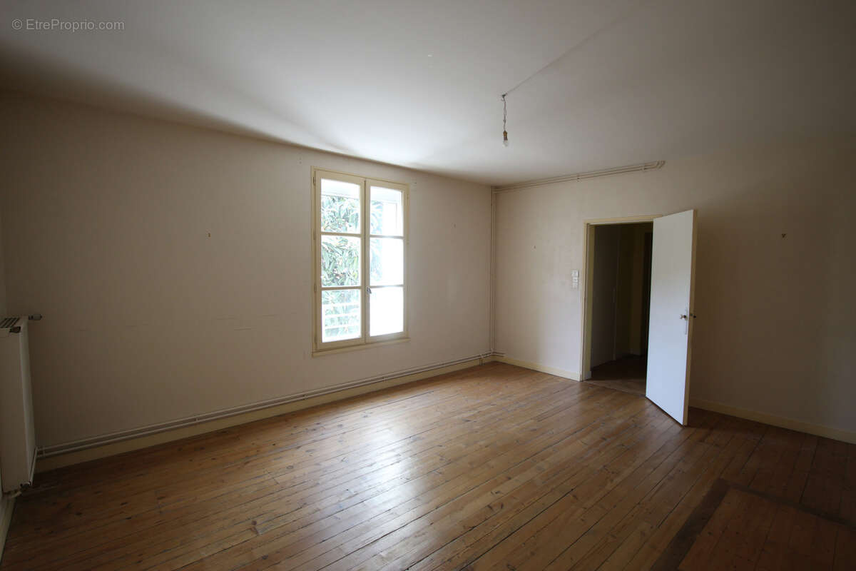 Maison à CHATELLERAULT