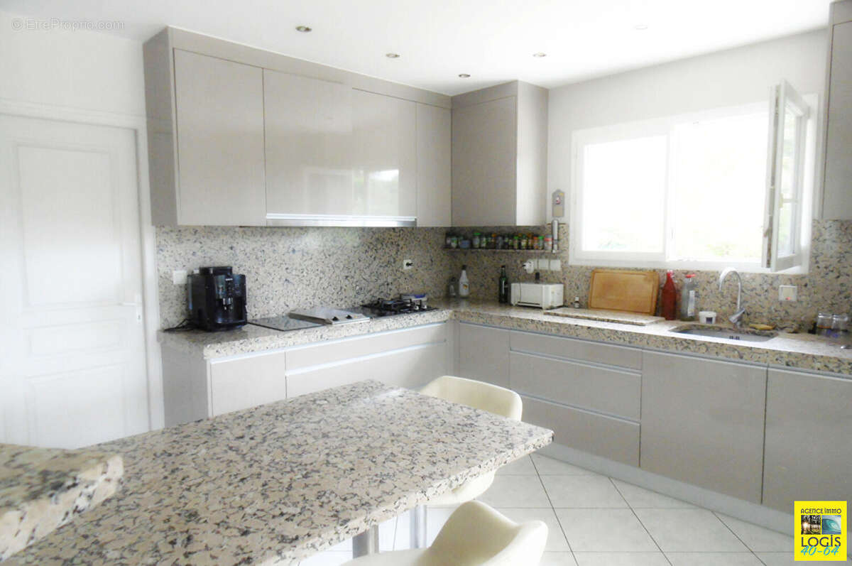 Maison 5p + t2 - belus - photo 5