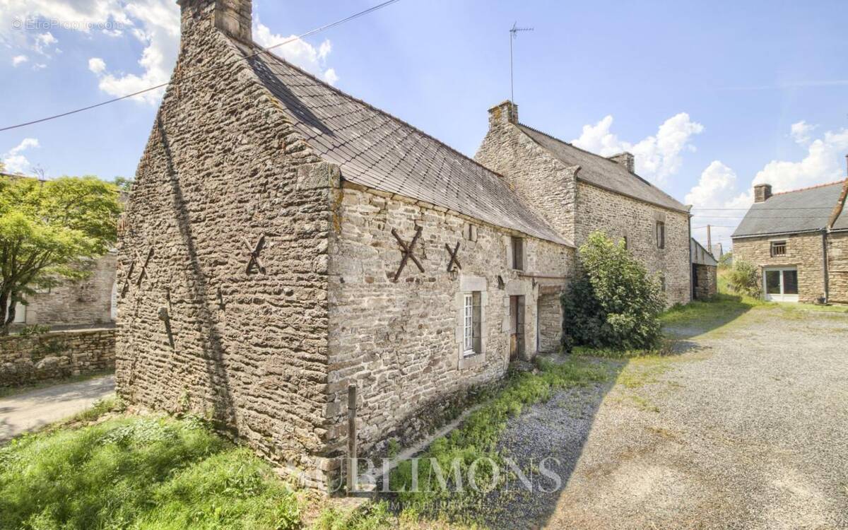 Maison à SERENT