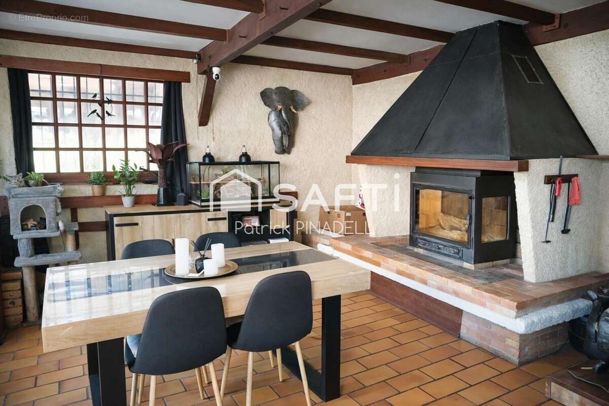 Photo 4 - Maison à LATOUR-DE-FRANCE