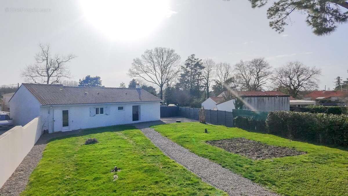 Maison à SAINT-AIGNAN-GRANDLIEU