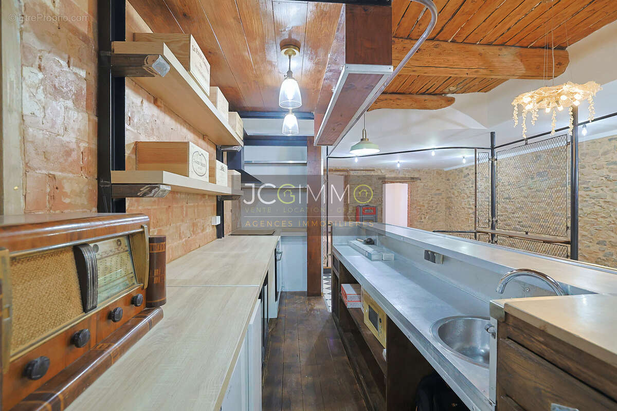 Appartement à CUERS