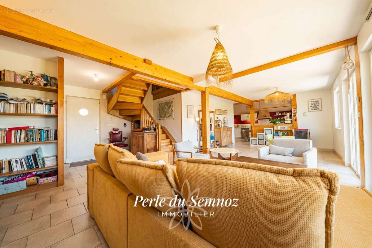 Maison à SEYNOD