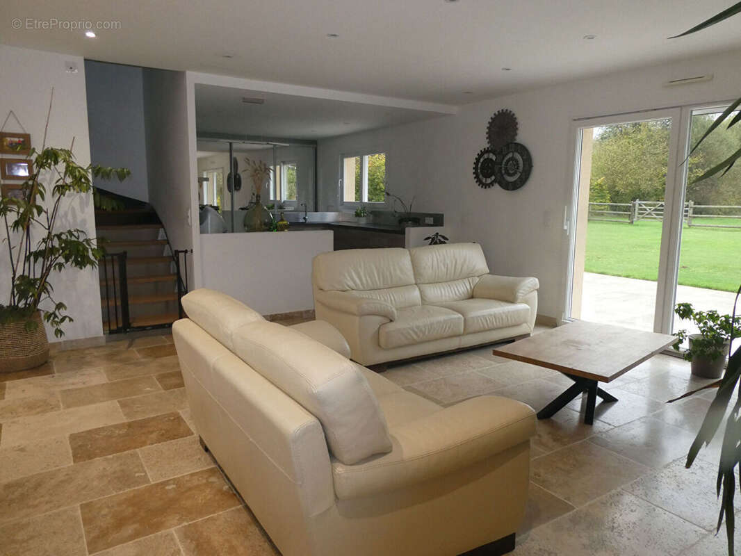 Maison à PONT-L'EVEQUE