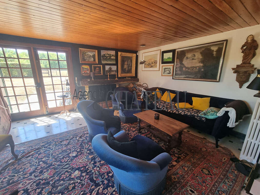 Magnifique propriété de caractère sur 18 750 m² - photo 5