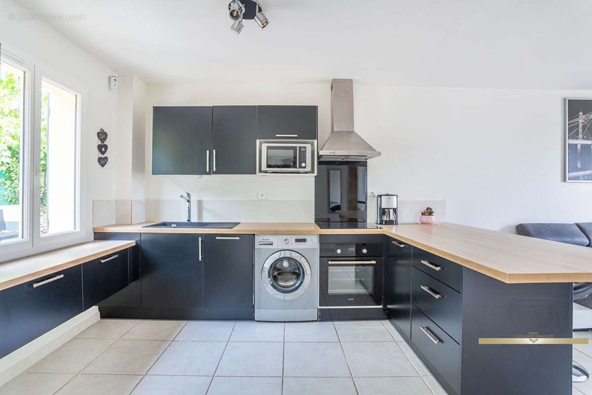 Maison à ENSUES-LA-REDONNE