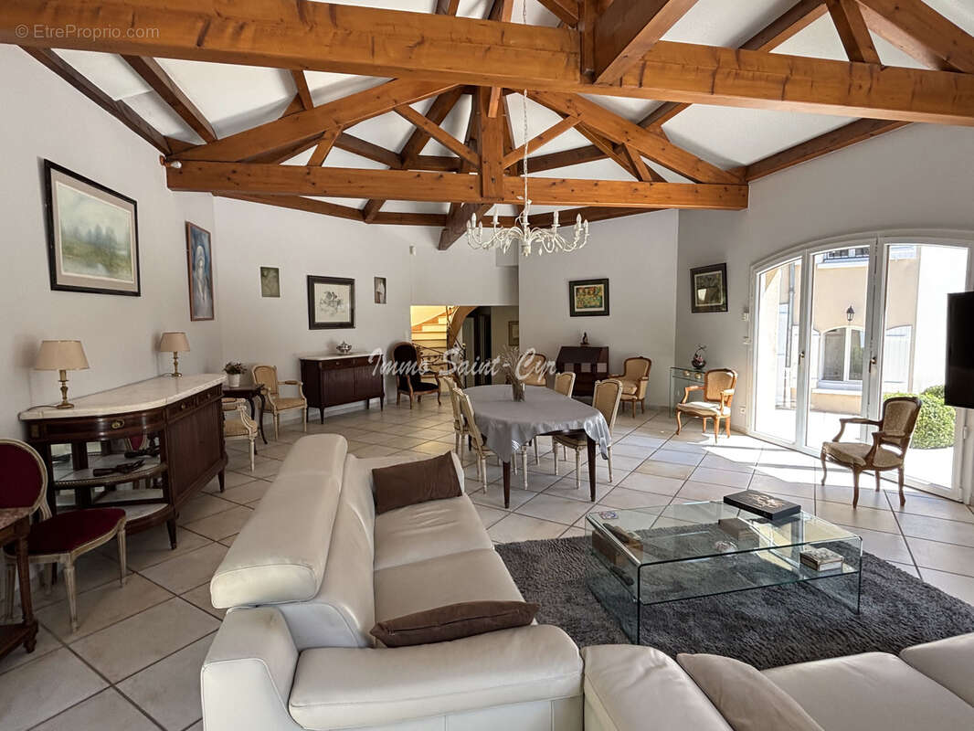 Maison à SAINT-DIDIER-AU-MONT-D'OR