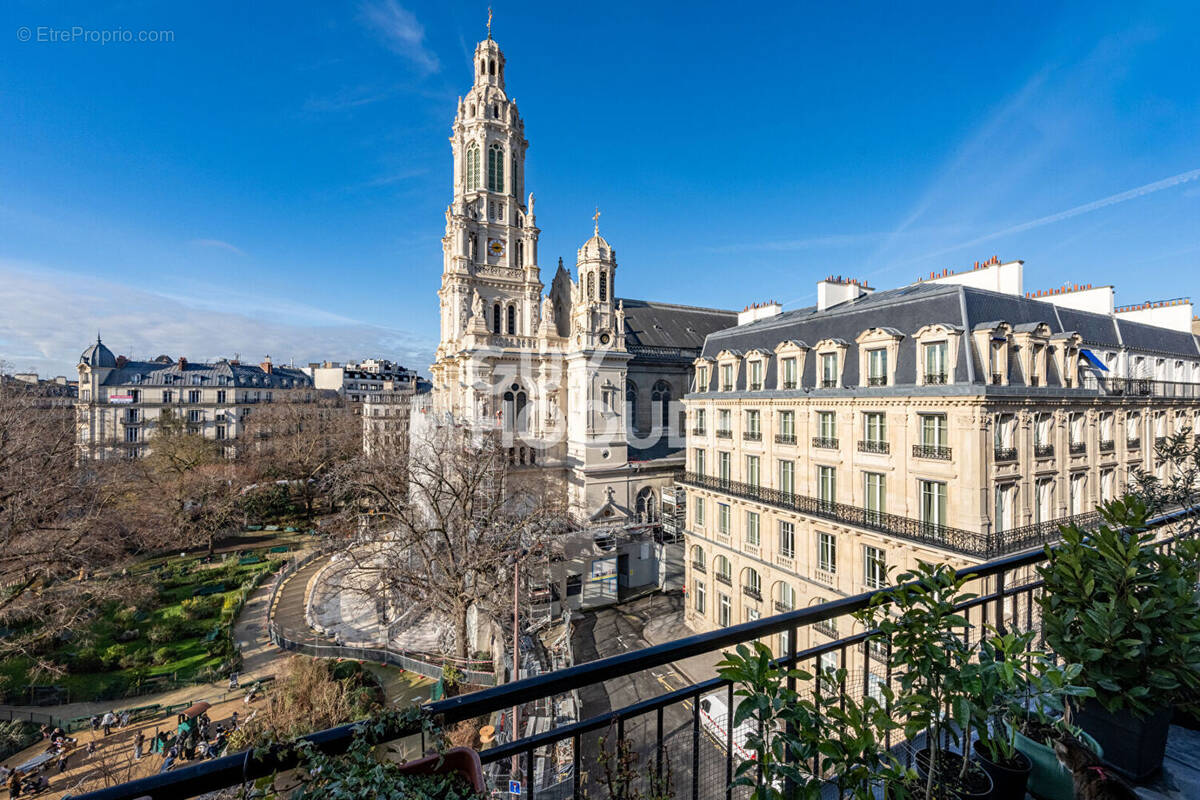 Appartement à PARIS-9E