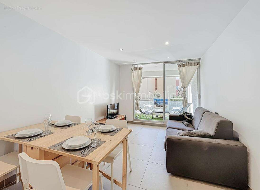 Studio rénové avec grande terrasse sud-ouest – idéal investisseur ou pied-à-terre Palavas - photo 2
