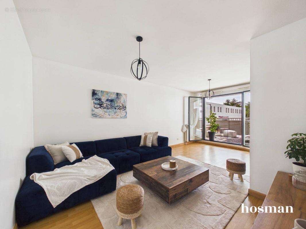 Appartement à AUBERVILLIERS
