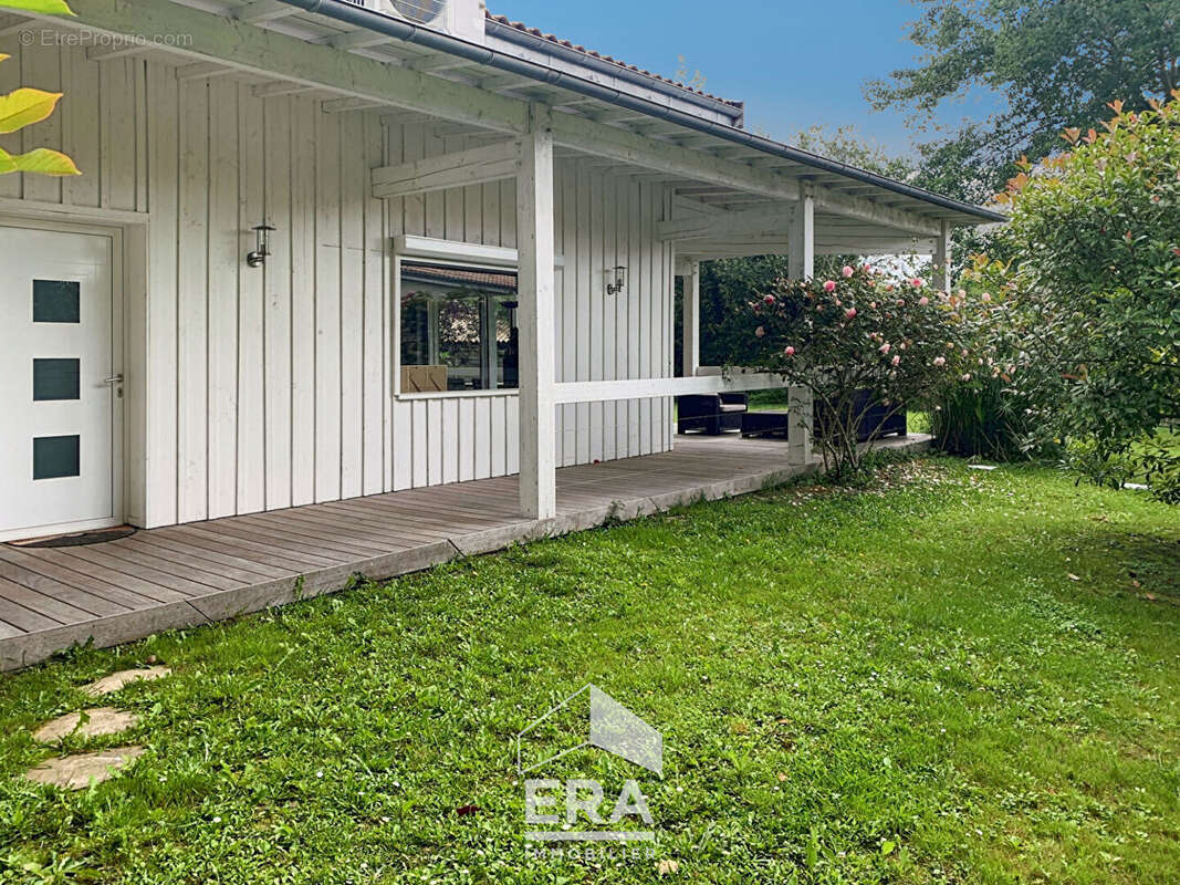 Maison à LE PIAN-MEDOC