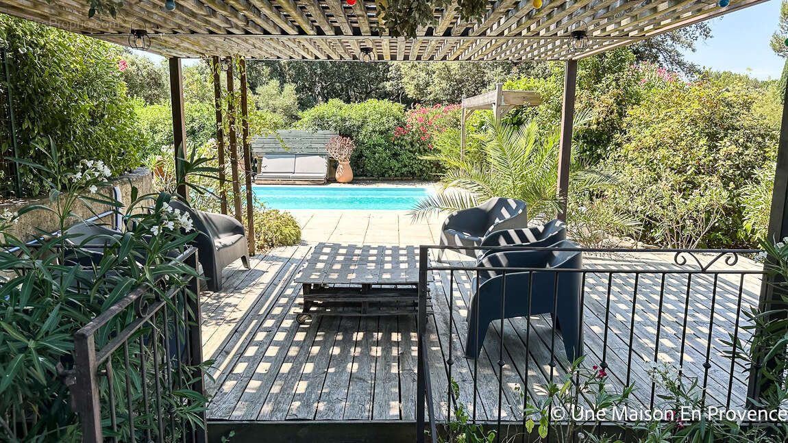 Maison à VILLENEUVE-LES-AVIGNON