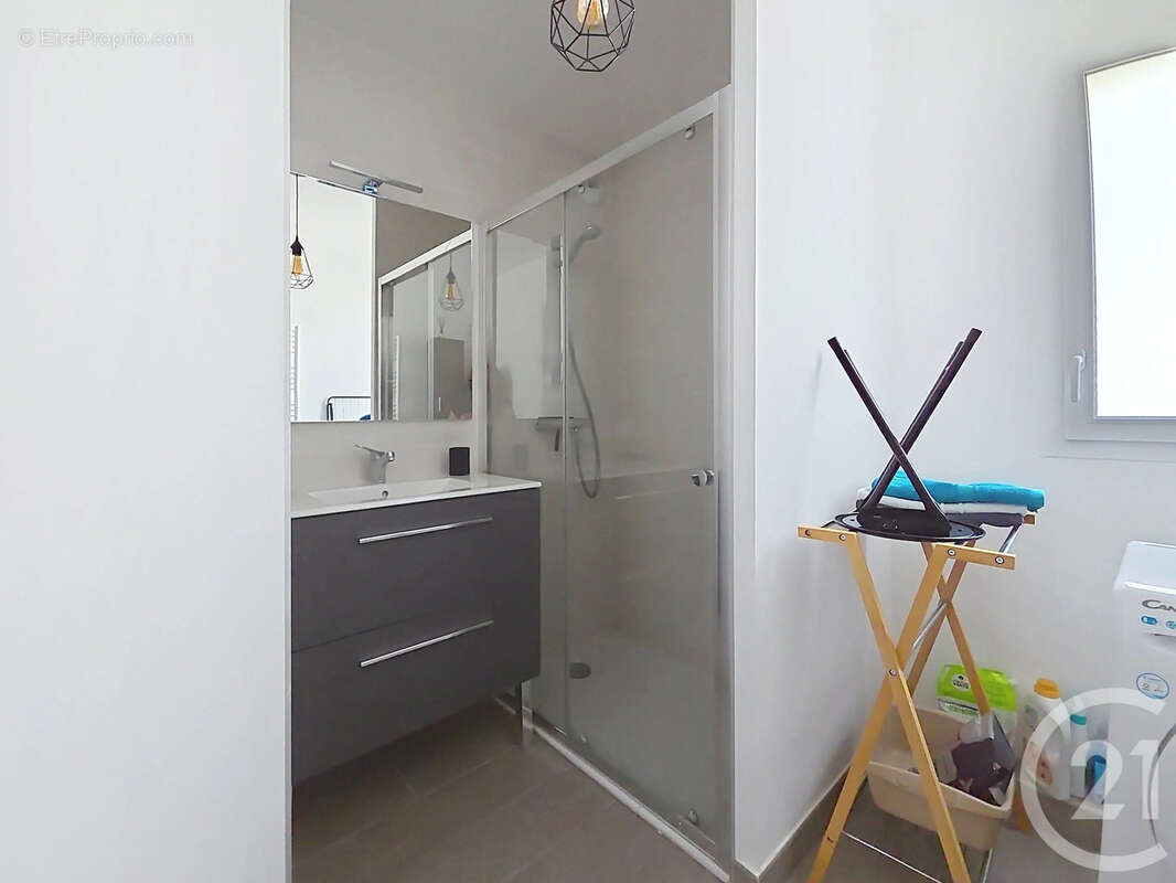 Appartement 66 m² à Sete  - photo 10