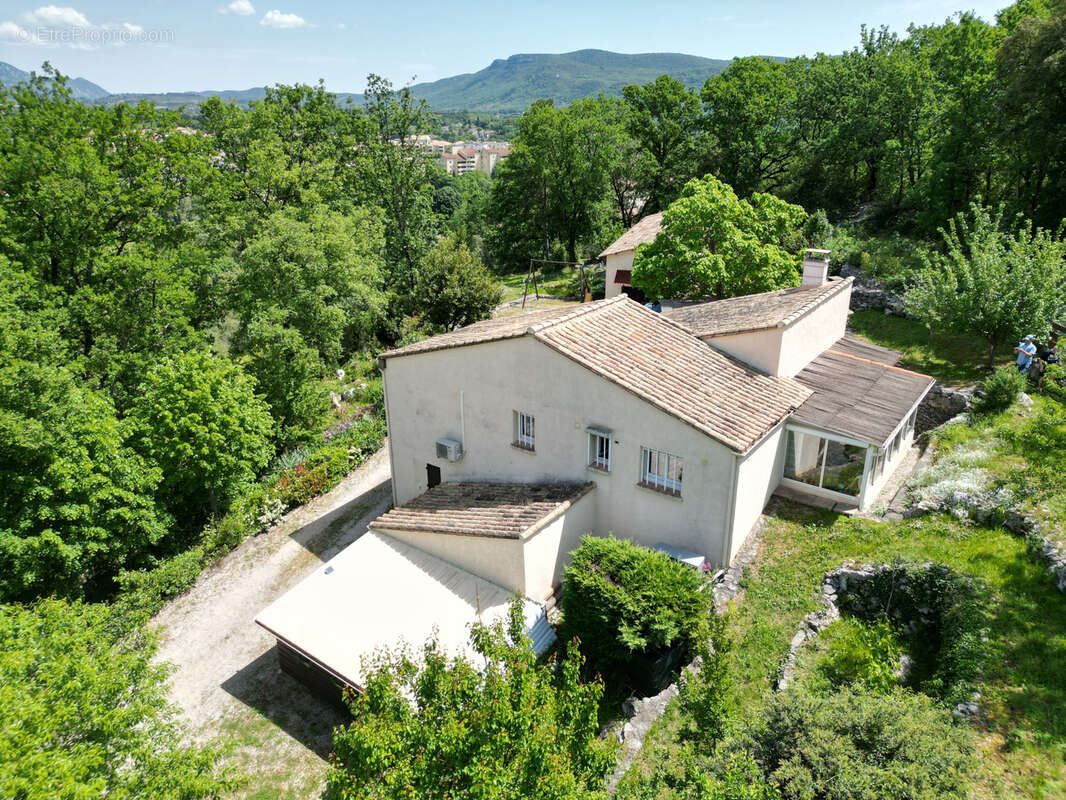 Maison à CAZILHAC