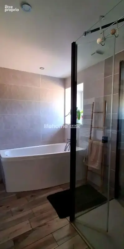Maison 135 m² à Azay-Le-Ferron  - photo 8