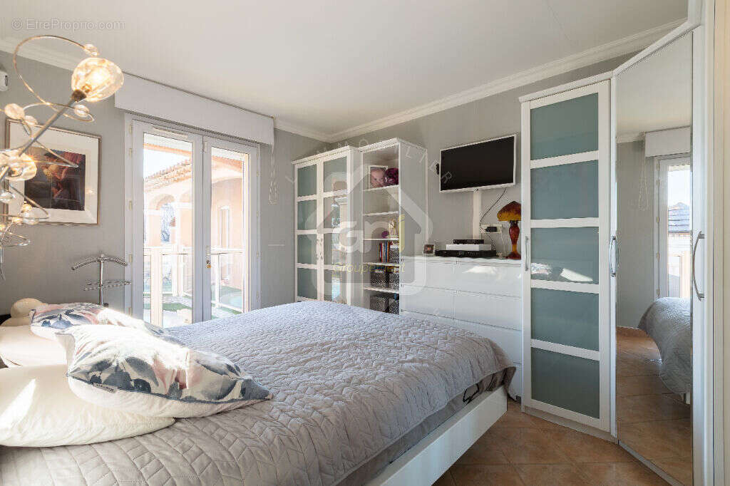 Maison à vendre 287m2 avec piscine à Carry Le Rouet - photo 7
