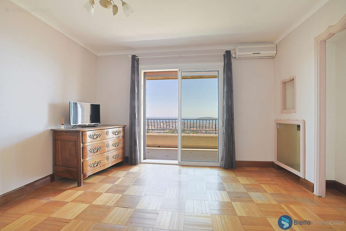 Toulon super faron maison t8 vue mer - photo 17