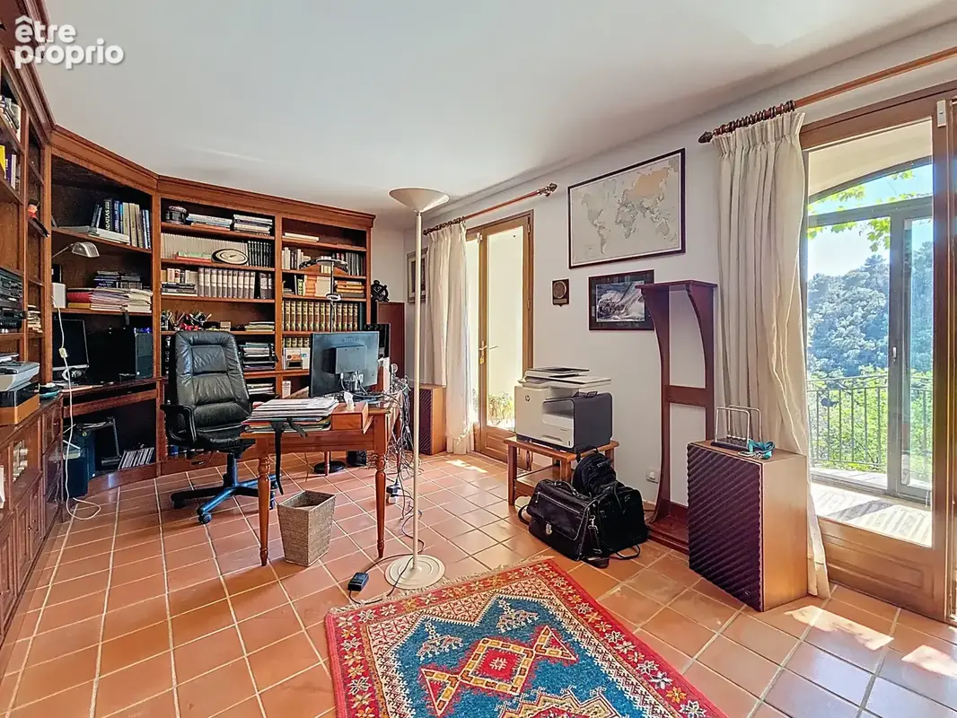 Vence - proche  centre ville - villa 8 pieces - photo 14