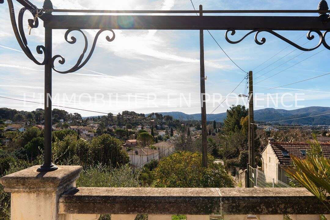 Maison à MARSEILLE-11E