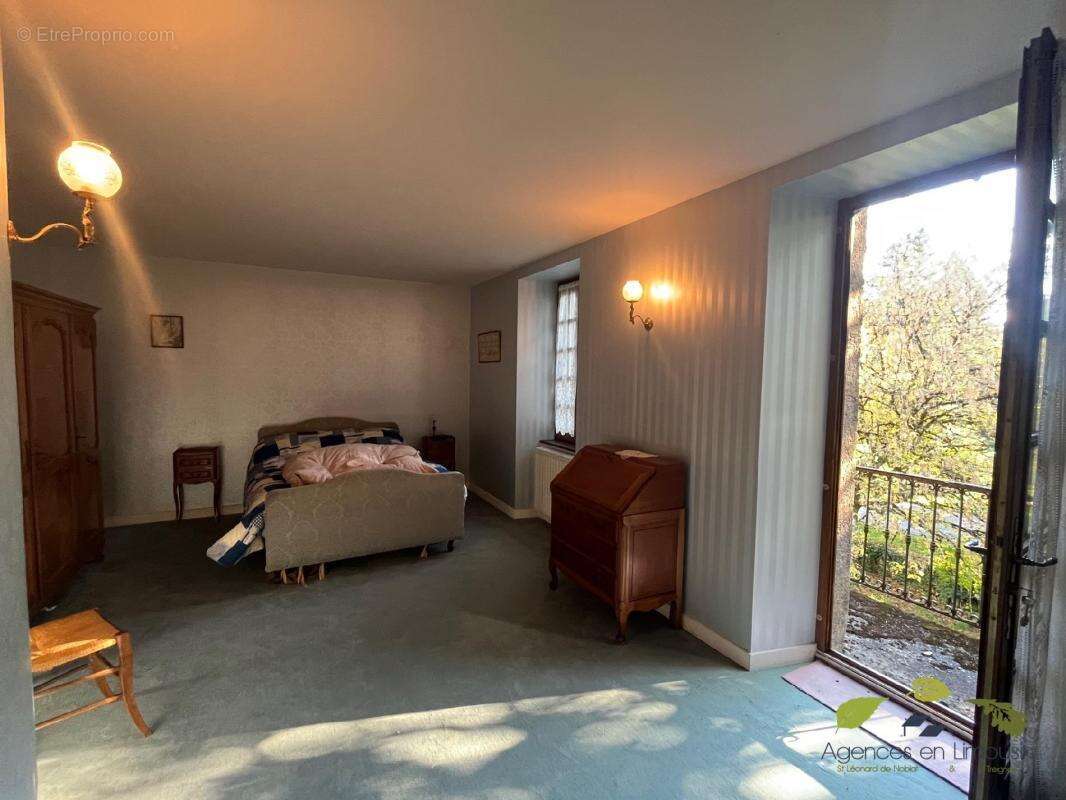 Maison à MADRANGES