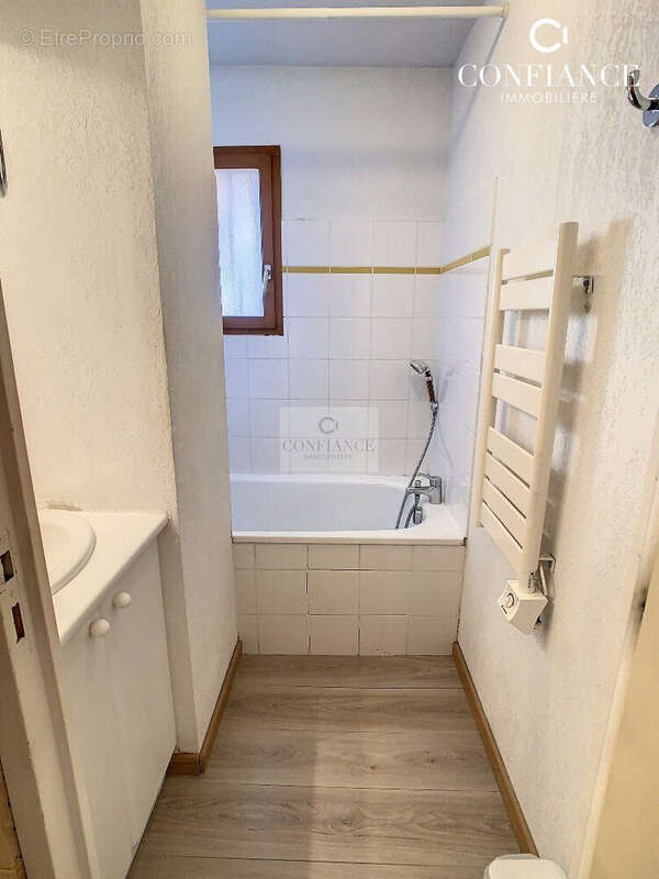 Appartement à SAINT-ETIENNE-DE-TINEE