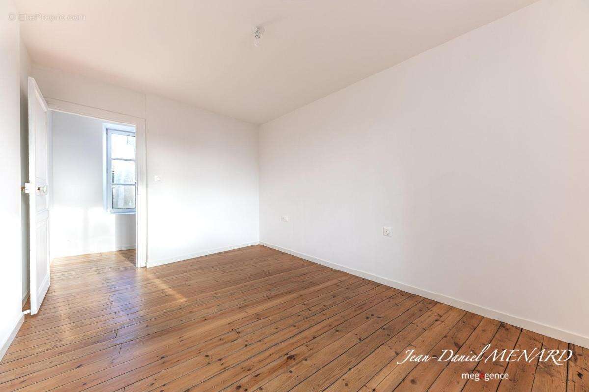 Maison à PLOUER-SUR-RANCE