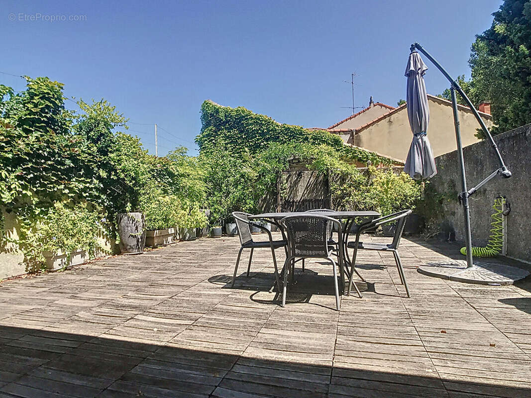 Superbe Maison de ville 6 pièces 200 m2 Avignon - photo 10