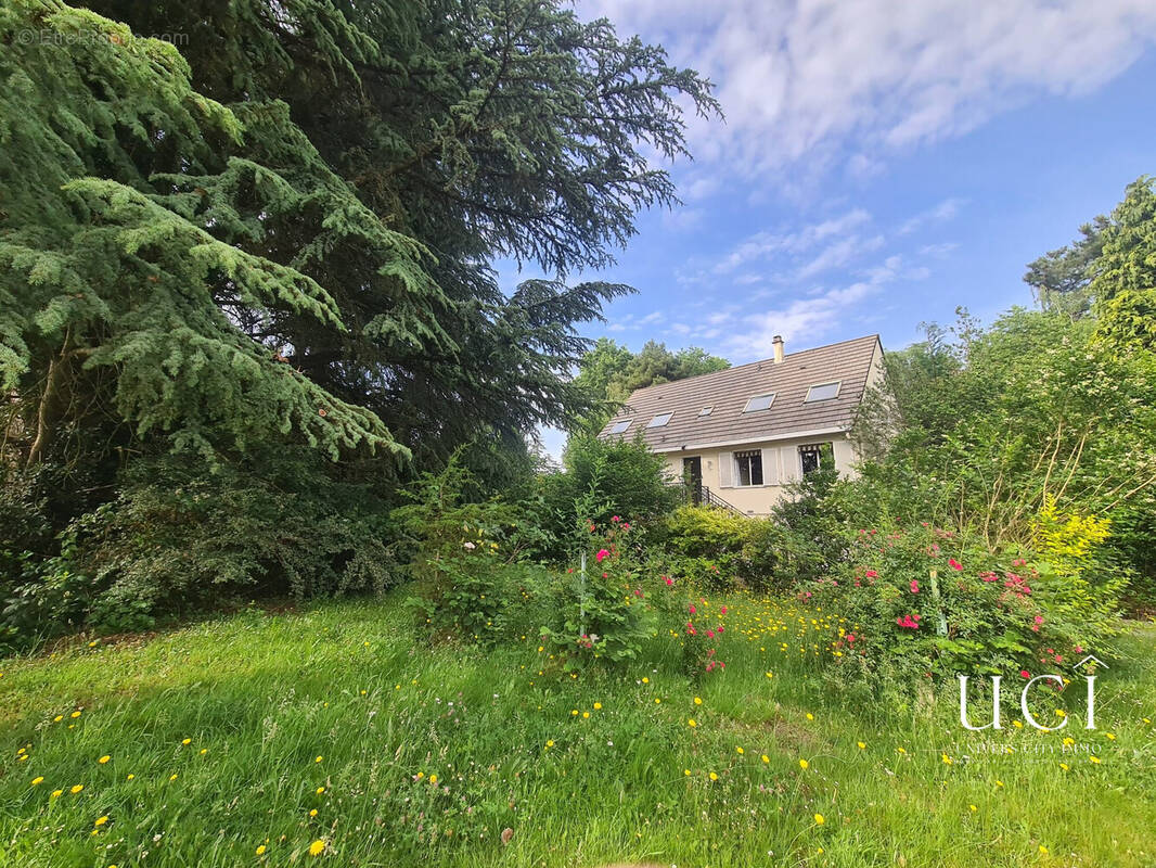 Maison à TREILLIERES