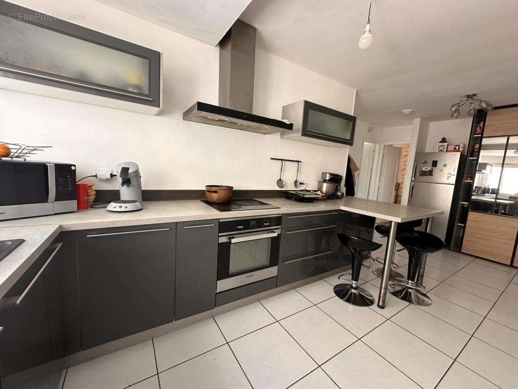 Maison à SAINT-ETIENNE-DU-ROUVRAY