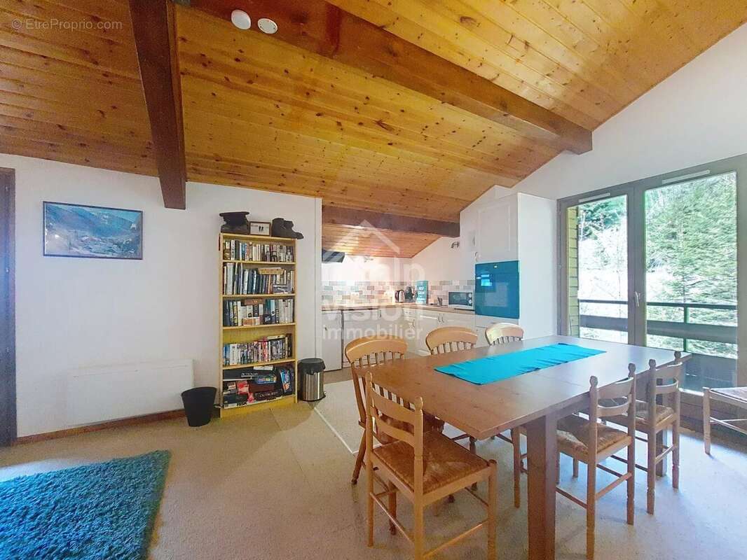 Appartement à CHATEL