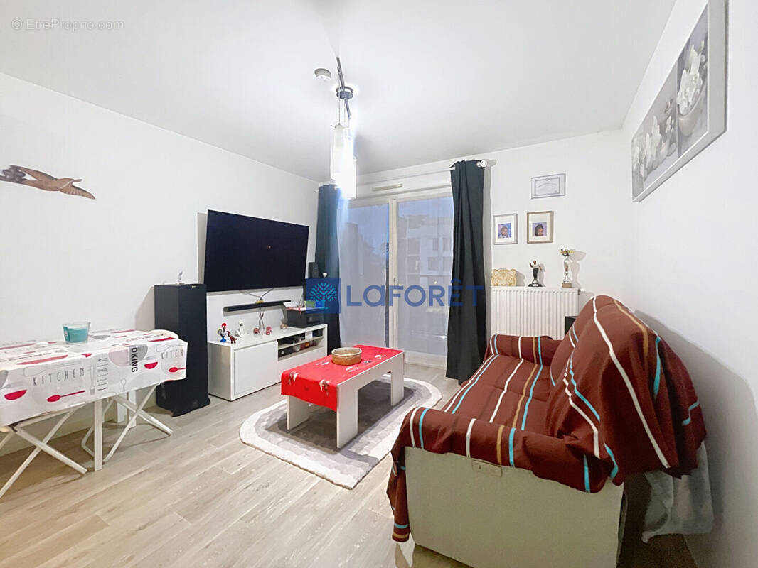 Appartement à DAMMARIE-LES-LYS