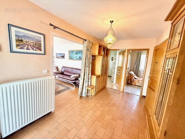 Maison à ORNEX