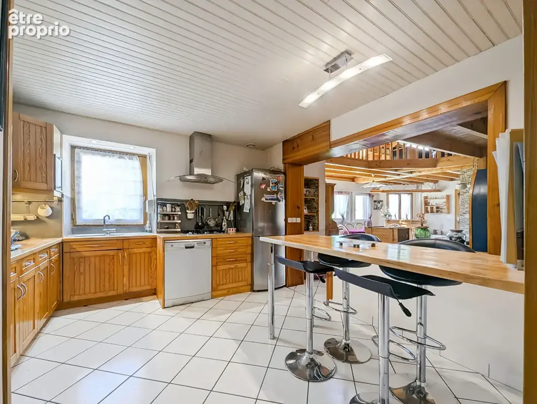 MAISON 6 PIÈCES  de140 M²  et Terrain de 1 200 m²  - En plein coeur de Saint Aubin D'Aubigné - photo 7
