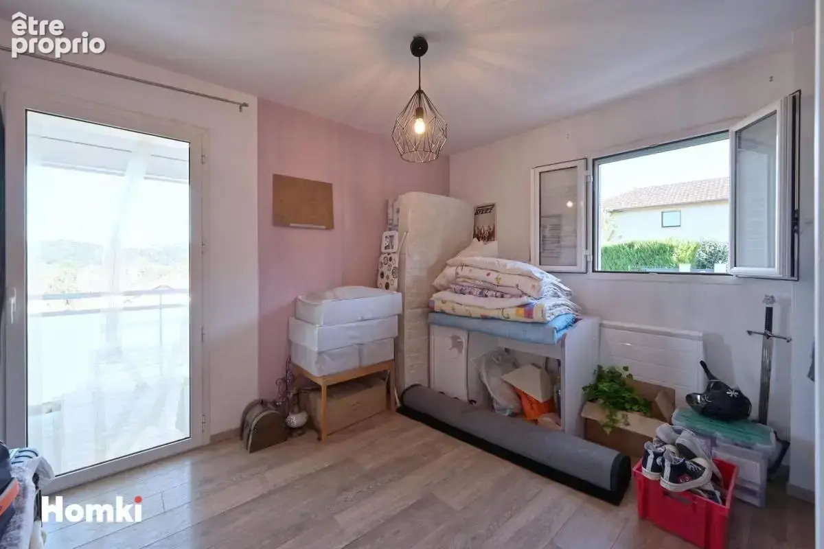 Bilieu – Maison d'architecte avec vue dominante, volumes exceptionnels et cadre privilégié - photo 17