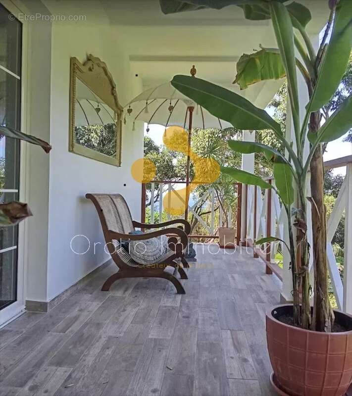 Maison à SAINT-PHILIPPE