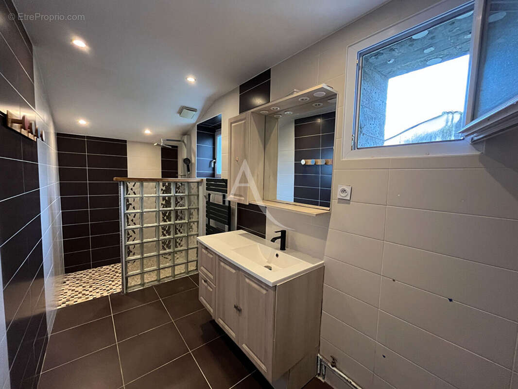 Maison à SAINTE-FLAIVE-DES-LOUPS