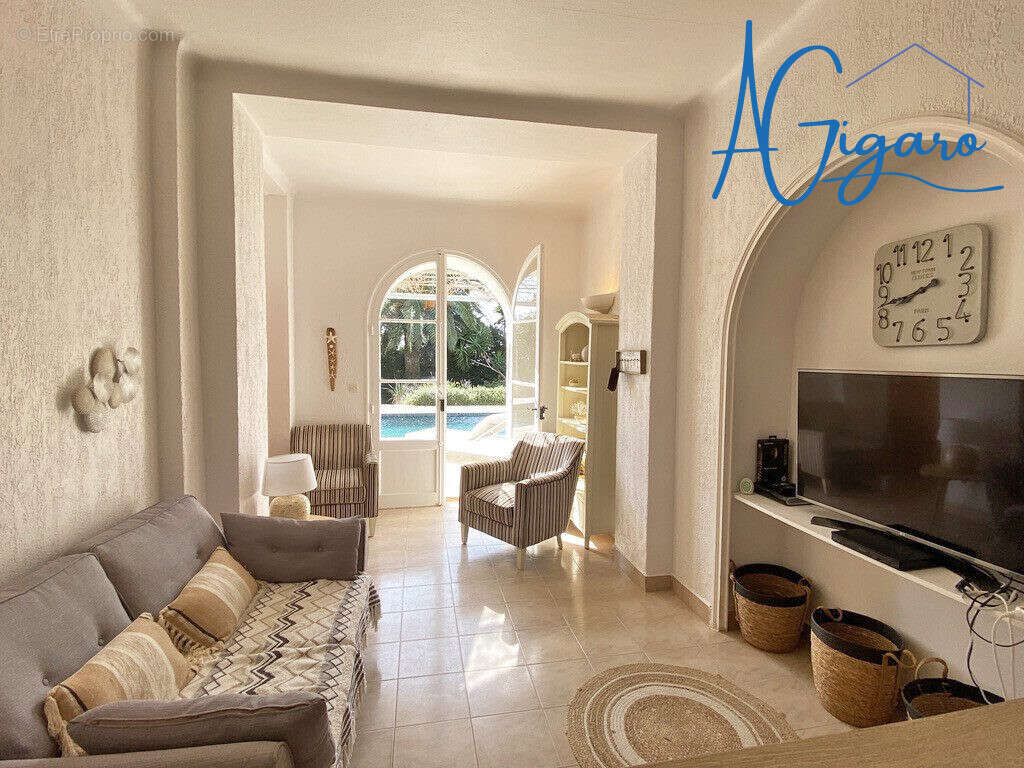 Maison à LA CROIX-VALMER