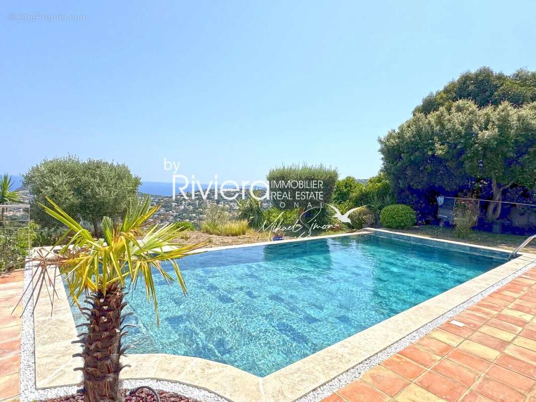 VUE MER PANORAMIQUE - Propriété avec piscine à débordement.. - photo 7
