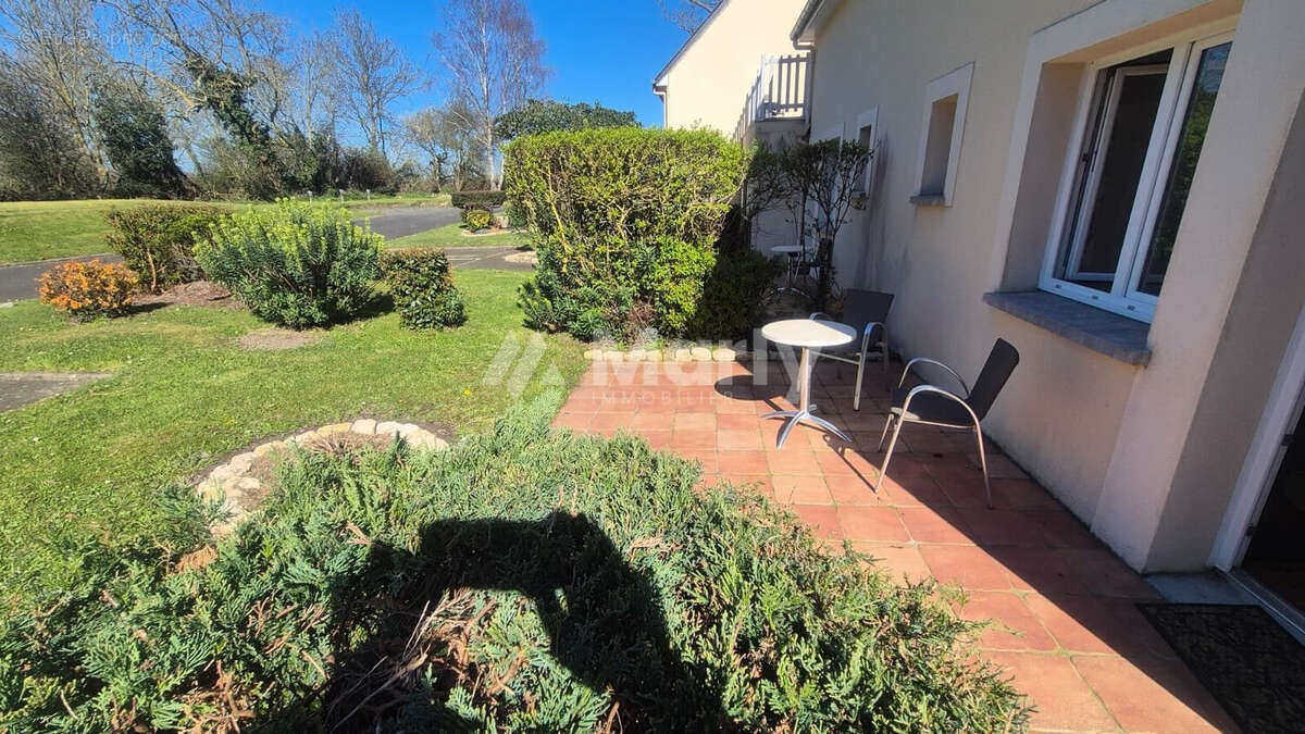 Maison à COLLEVILLE-SUR-MER