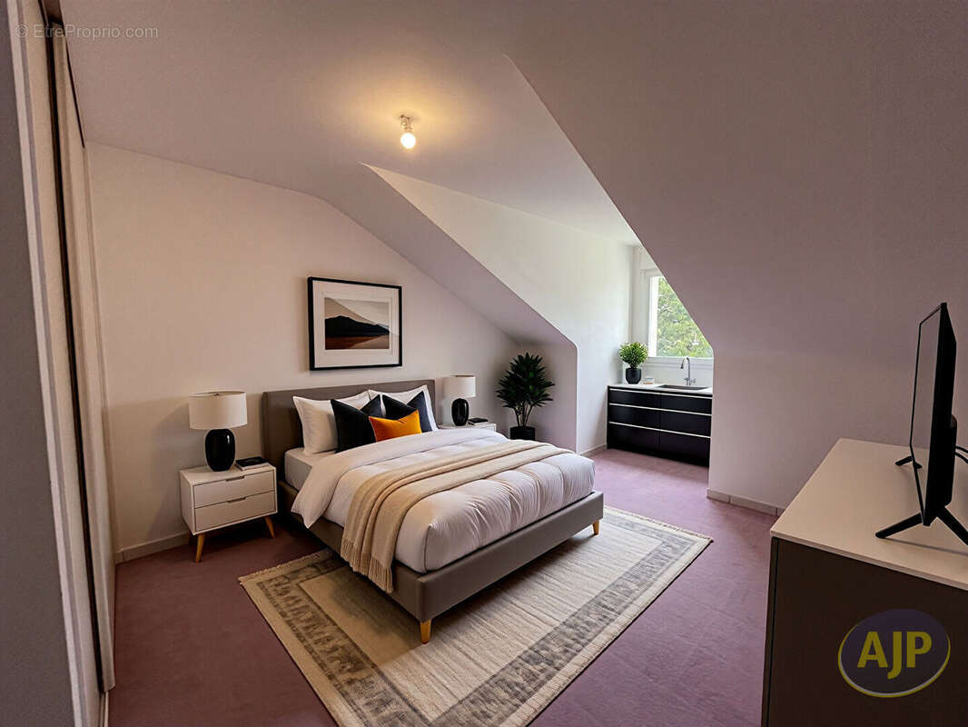 Maison à LA CHAPELLE-SUR-ERDRE