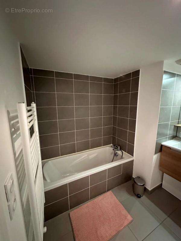 Appartement à TASSIN-LA-DEMI-LUNE