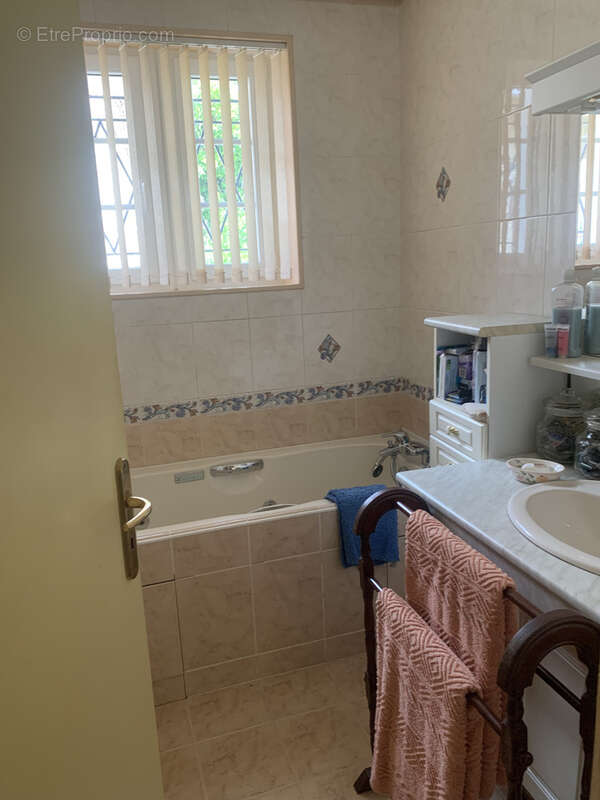 Maison à SAINT-LAURENT-DE-CERIS