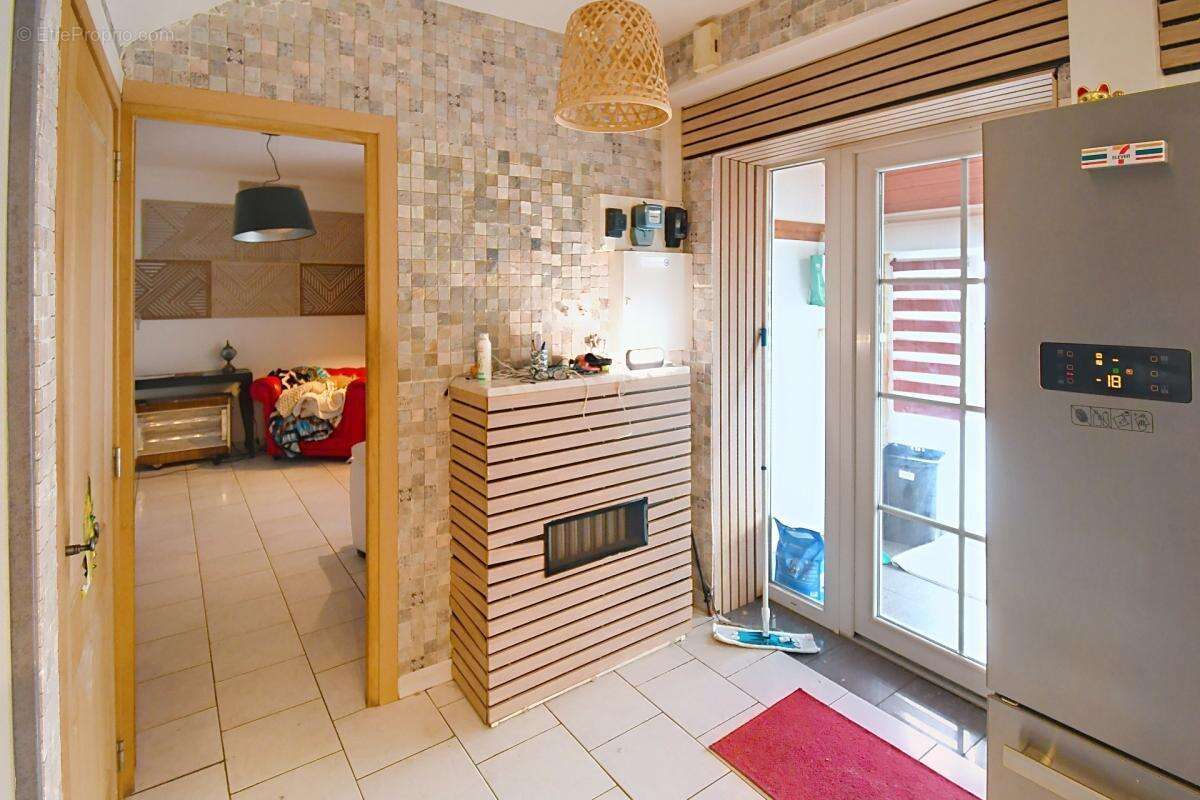 Maison 128 m² – 5 chambres – terrain 5 ares 40 – longwy-haut – proche luxembourg - photo 4