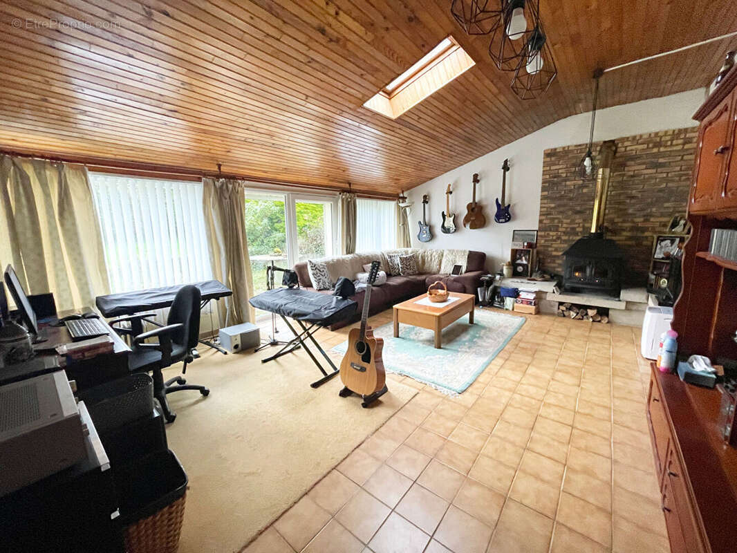 Maison à CARHAIX-PLOUGUER