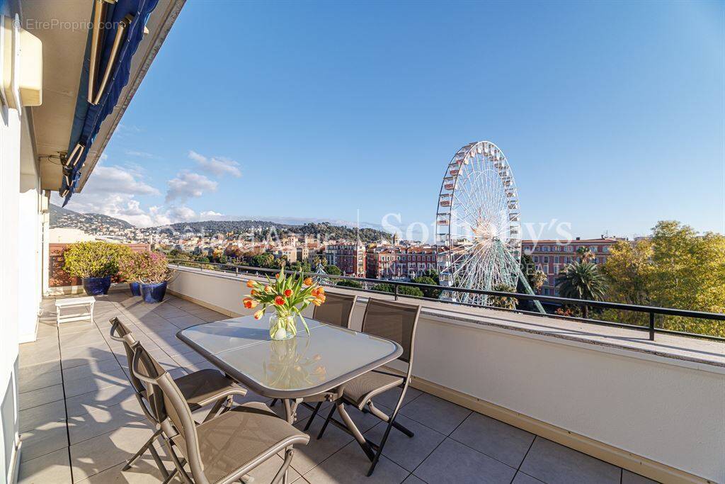 Appartement à NICE