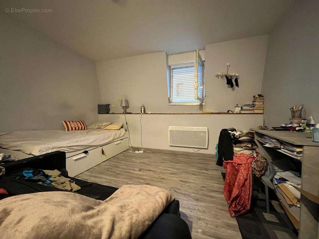  Immeuble de rapport 4 appartements – Déjà loué ! RENDEMENT EXCEPTIONNEL : 13,50% BRUT À VALENCIENNES ! - photo 4