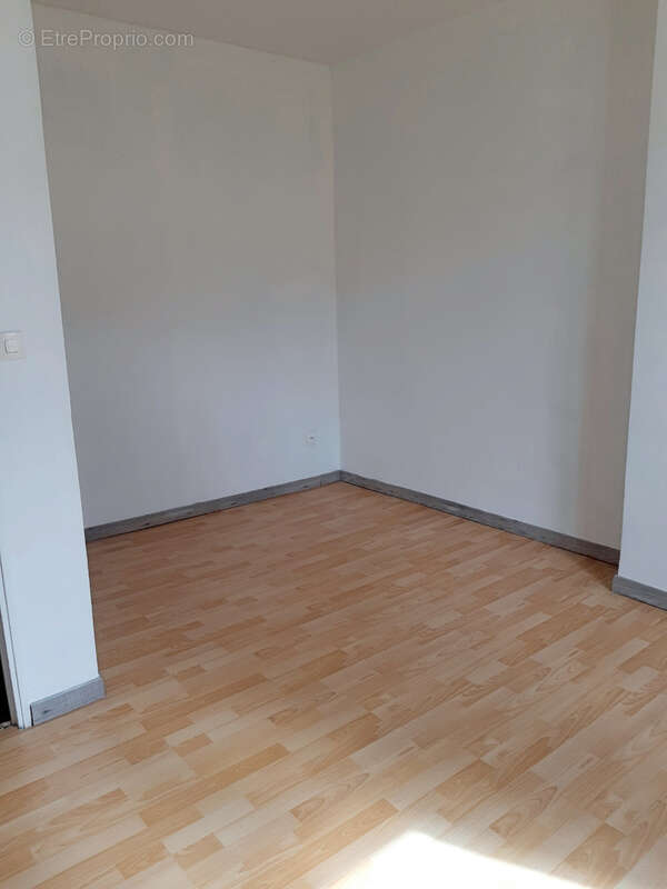 T2 dernier etage hyeres - photo 5