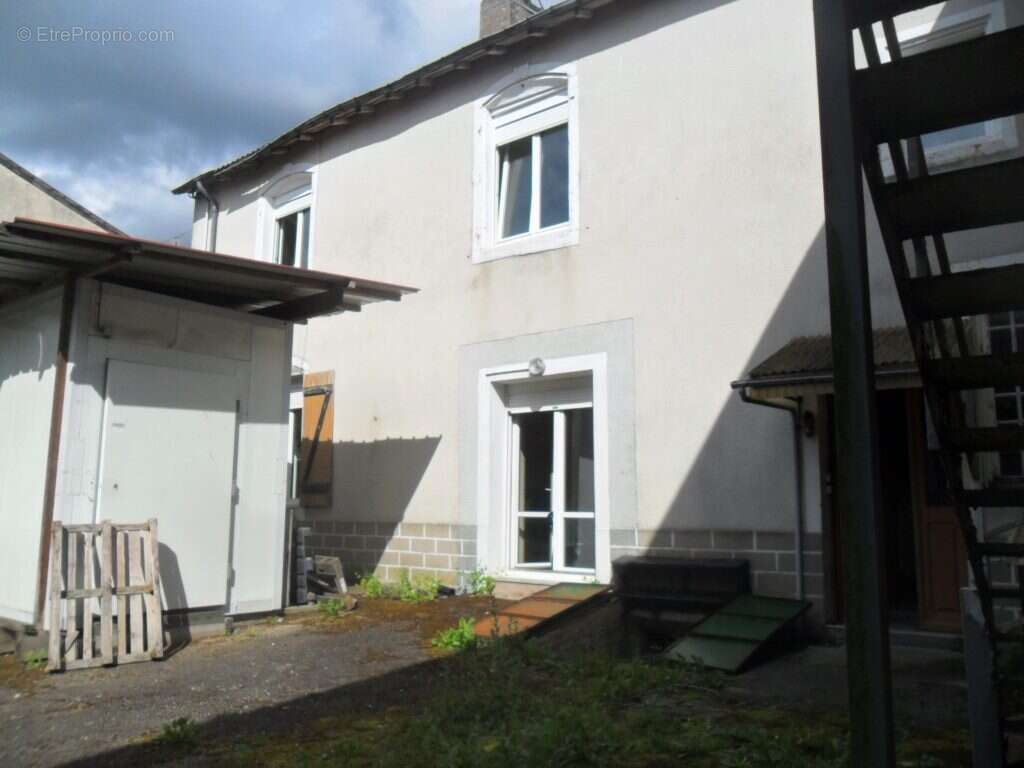 Maison 167 m² à Colombey-Les-Belles  - photo 2